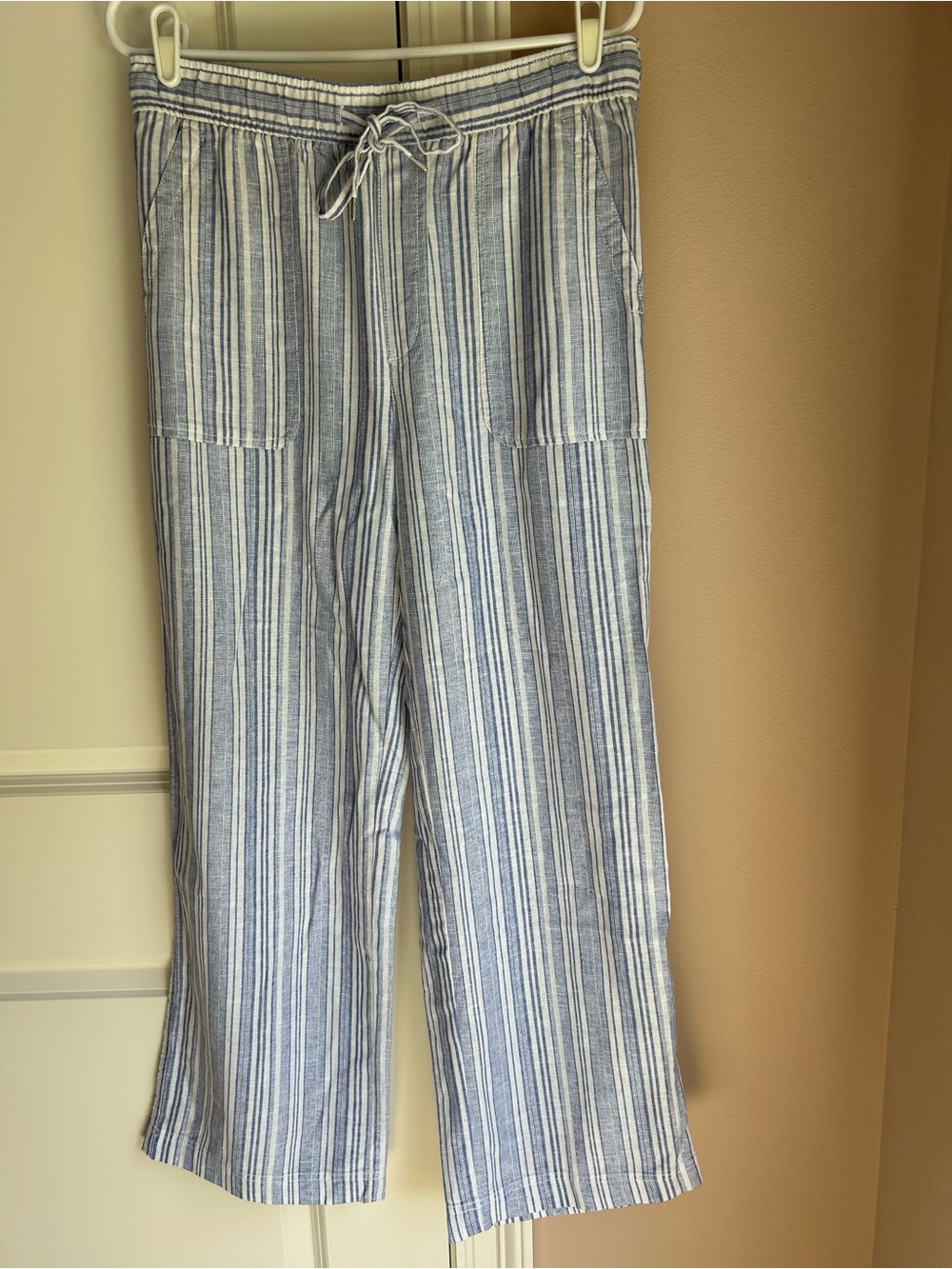 GAP Blue and White Striped Pull-On Pants